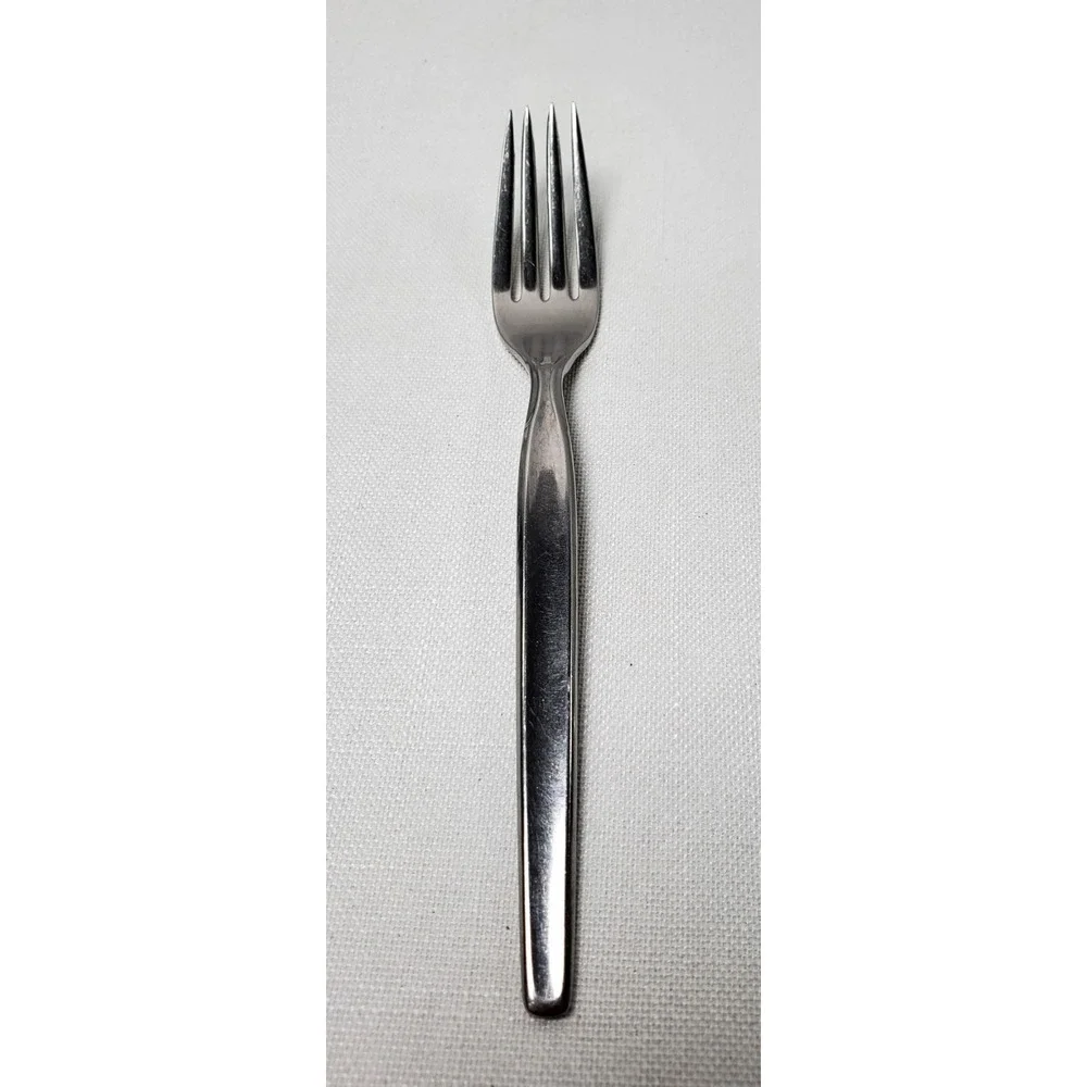 Oneida Stainless Steel Salad Fork Flatware Replacement‎ Piece Modern Pattern